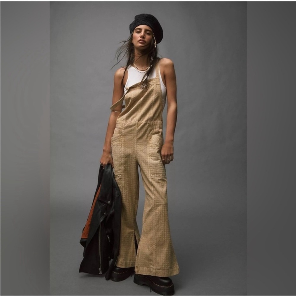 Free People Wide Leg Savannah Overall Jumpsuit in Gosling - Picture 2 of 7